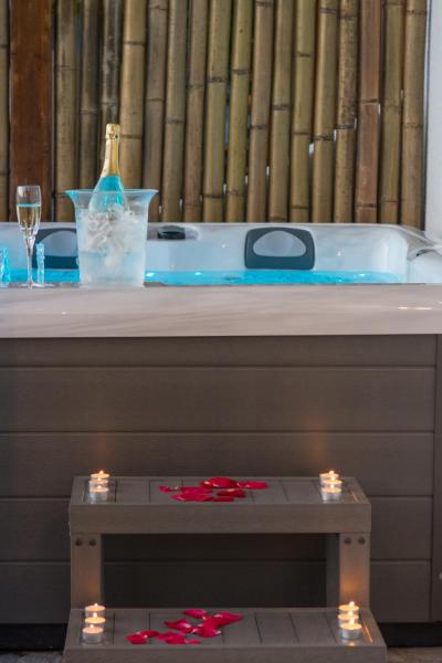 Kallia's Suites Milos, Varaa Hostelli Parasporos Paros