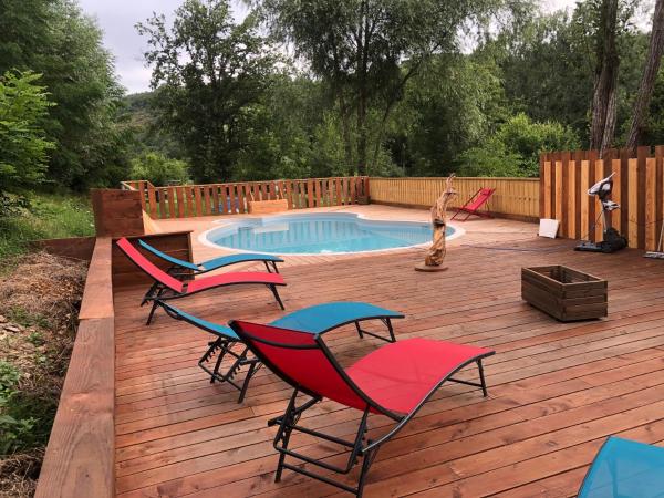 Camping Du Pont De St Gal, Varaa Leirintäalue Allier leirintäalueet, Leirintäalue