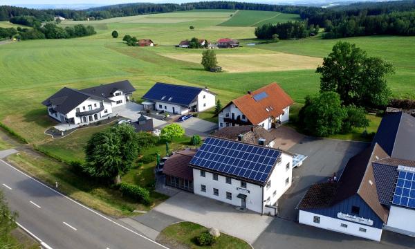Gasthof - Pension SPARRER-WIRT, Varaa  Hotellit Baijeri pysäköinnillä, Pysäköinti