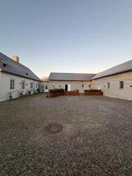 Skadshof wo Leistung auf Leidenschaft trifft, Varaa  Esbjerg Etelä-Tanska