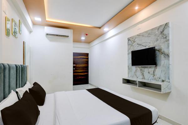 Hotel O Chetan, Varaa  Vadodara Gujarat