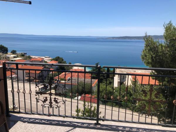 Studio Apartments Ivo, Varaa Huoneisto Hotellit Split-Dalmatia pysäköinnillä, Pysäköinti