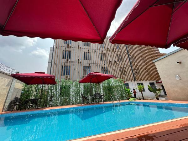 laCasa Hotel 中国人家, Varaa  Bangui hotellit, joissa on pysäköinti, Pysäköinti