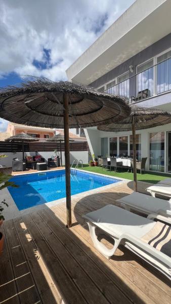 Villa 10 Burgau, Varaa Villa Algarve hotellit, joissa on pysäköinti, Pysäköinti