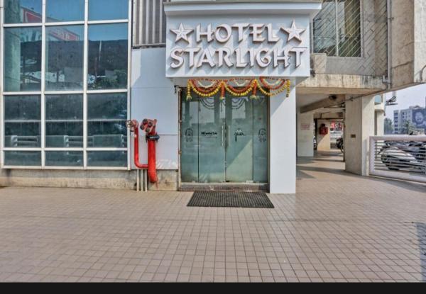 Hotel Star Light, Varaa  Maharashtra hotellit, joissa on aamiainen, Aamiainen