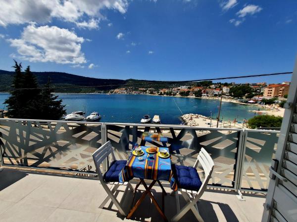 Villa Sunshine Baum, Varaa Villa Split-Dalmatia hotellit, joissa on pysäköinti, Pysäköinti