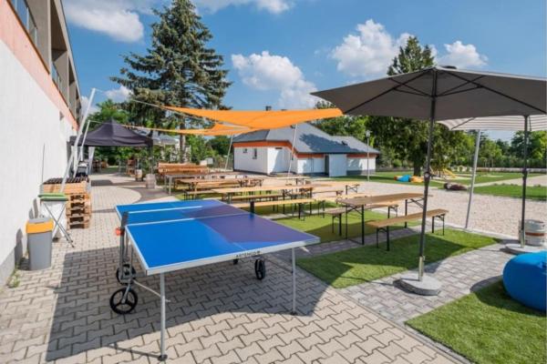 Hedon Brewery Apartments - 200 meter to the Beach, Varaa Huoneisto Somogy hotellit, joissa on pysäköinti, Pysäköinti