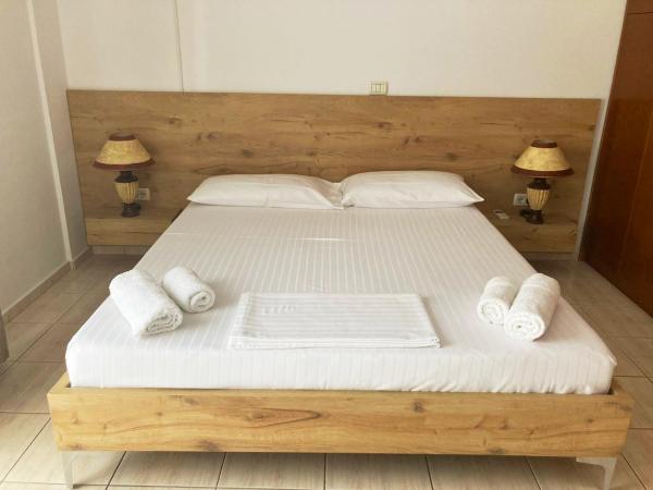 Garden Villa Sarande Apt-6, Varaa  Sarandë Vlorë County