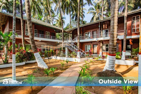 Pool Stay At Alibaug, Varaa Hotelli Alibaug New Delhi