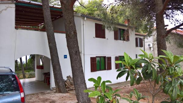 Apartments Vera - Mirca, Varaa Huoneisto Mirce 