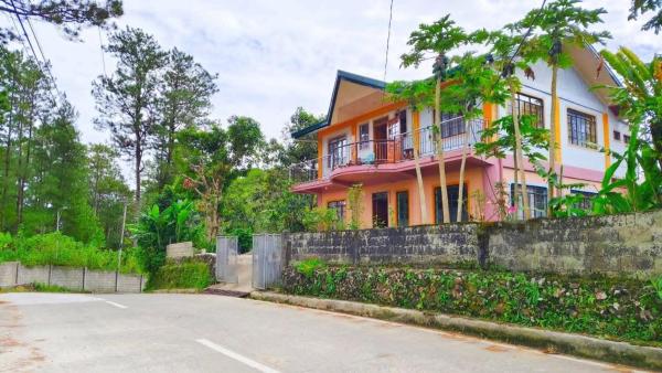 BEST SAGADA STAYCATION Near Sumaguing Cave, Varaa  Luzon hotellit, joissa on pysäköinti, Pysäköinti