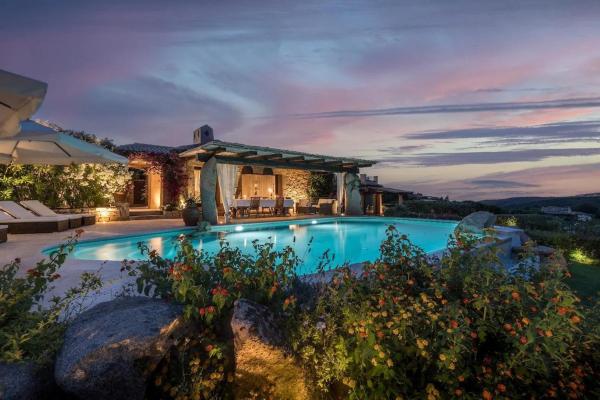 Cala di Volpe Luxury Villa - Infinity Pool & Sea View, Varaa  Abbiadori Emerald Coast