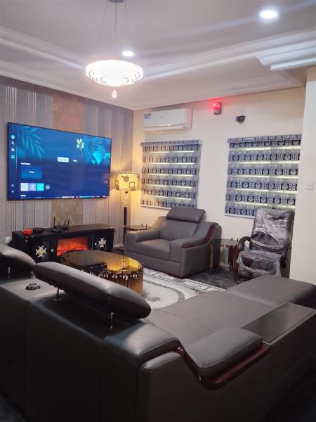 Divine apartment, Varaa Huoneisto Lekki Eti-Osa