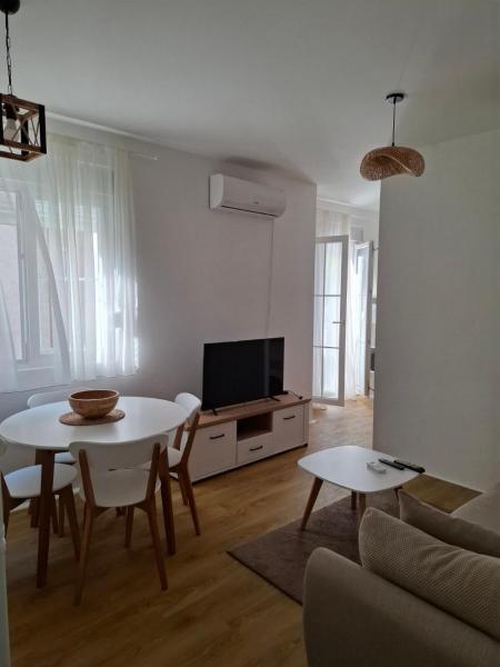Apartmani Zuta, Varaa  Cetinje 