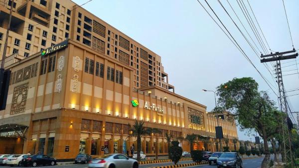 DHA - GOLDCREST MALL AND RESIDENCY - EXECUTIVE APARTMENTS By ALVIS SUITE, Varaa Huoneisto Lahore Pakistan