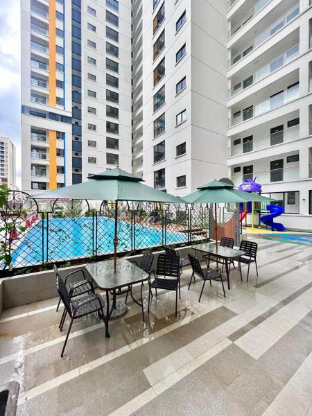 modern classy executively furnished three bedroom apartment with modern finishes ,swimming pool, fully fitted gym ,breathtaking city views and close proximity to major shopping malls and gourmet restaurants, Varaa Huoneisto Nairobi Nairobi