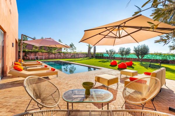 4-Suite Villa sans vis à vis Wi-Fi, Varaa  Hotellit Marrakech-Tensift-Haouz uima-altaalla, Uima-allas