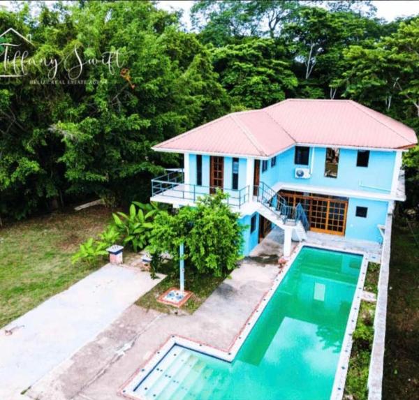 Crown Jewel Eco Villa, Varaa  San Ignacio & Santa Elena Cayo
