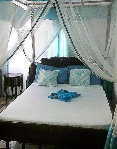 Manch Lodge Vuga Zanzibar, Varaa  Zanzibar 