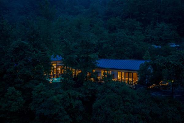Xishan Cloister, Varaa  Sichuan hotellit, joissa on uima-allas, Uima-allas