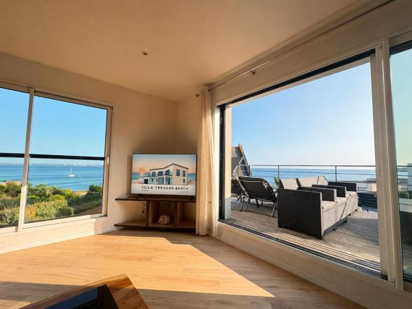 Villa Tregana Beach, confort et immersion dans un paysage idyllique, Varaa   