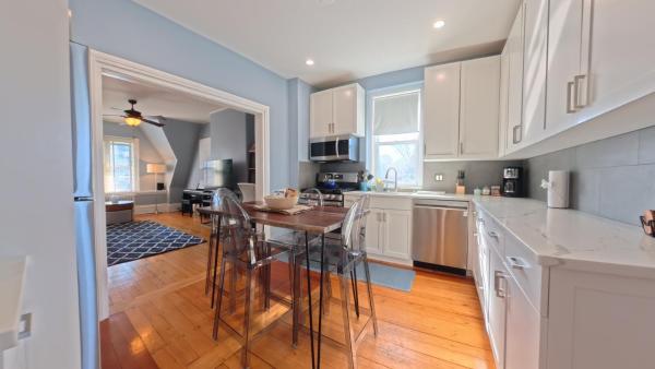 Brookline Village 2-Bed Near Longwood, MBTA, WD, Varaa  Brooklyn Boston