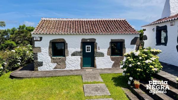 Casa da Serreta by PontaNegraAzores, Varaa  Terceira hotellit, joissa on pysäköinti, Pysäköinti