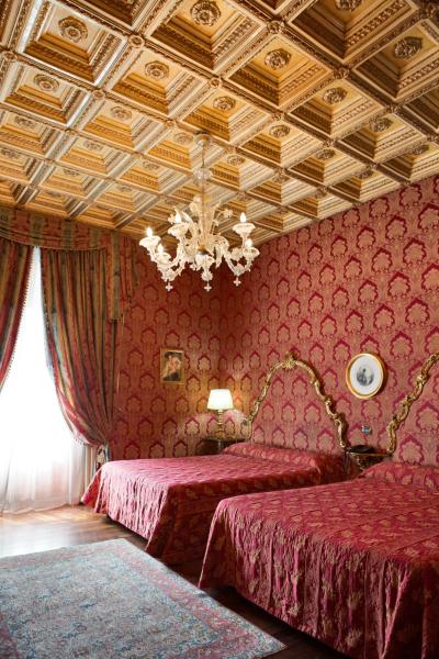 Turner Hotel