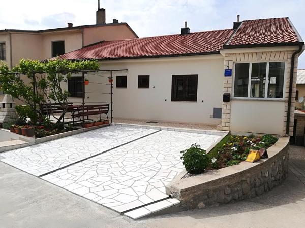 Apartment and Rooms Markovic, Varaa Huoneisto Edulliset hotellit Kvarner:ssä